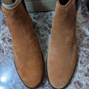 Clarks Tan Suede Bootie